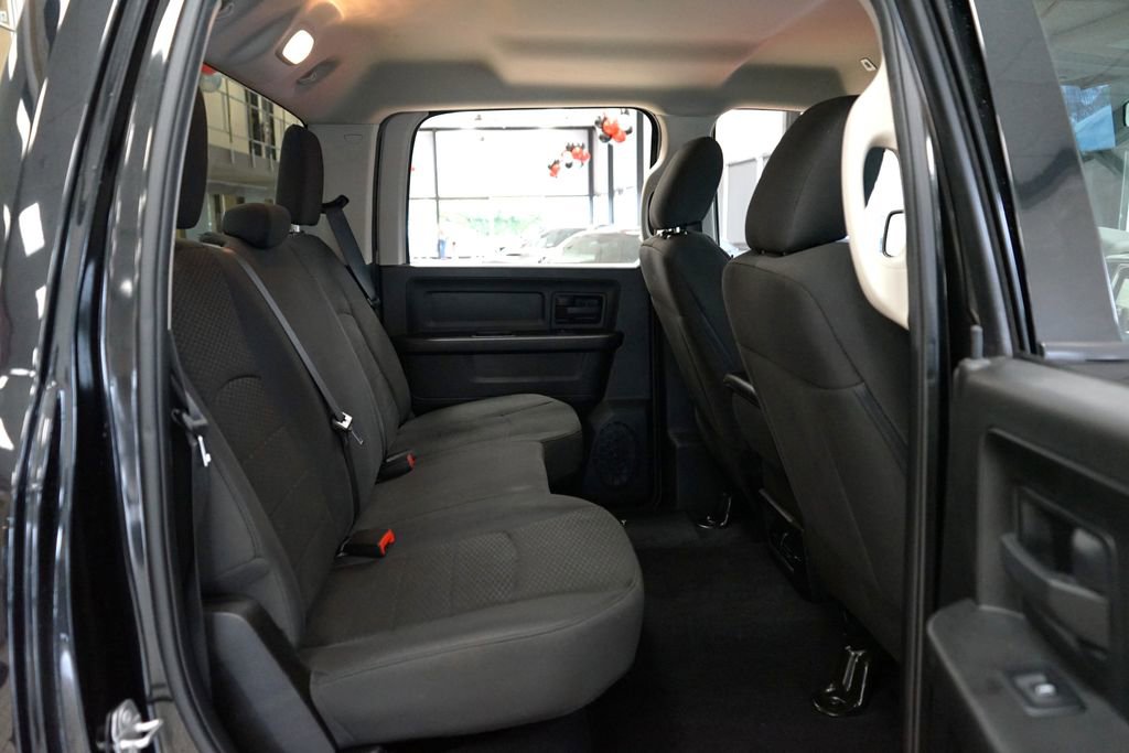 Used 2019 RAM 1500 Express w/ Express Value Package AWD/4WD image 13