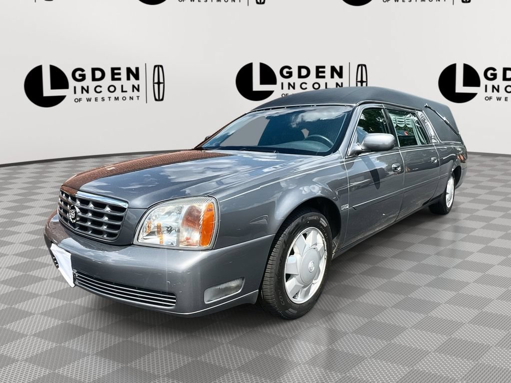 Used 2002 Cadillac De Ville Hearse FWD image 1