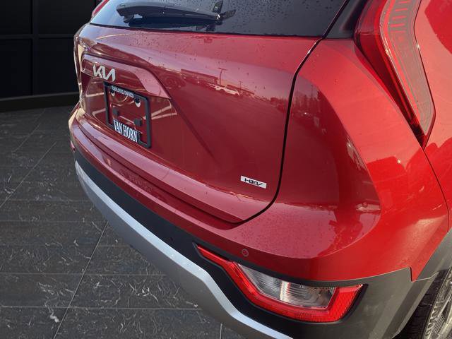 Certified 2023 Kia Niro EX image 36