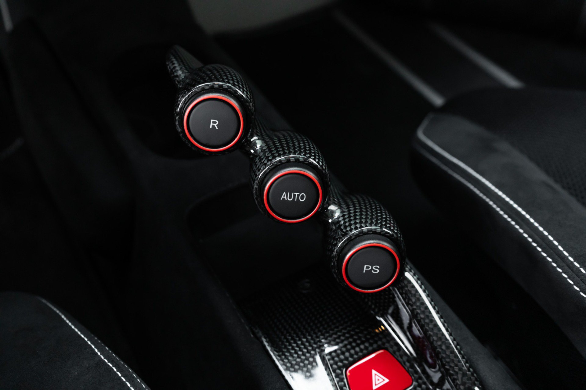 Used 2015 Ferrari 458 Speciale Coupe RWD image 36
