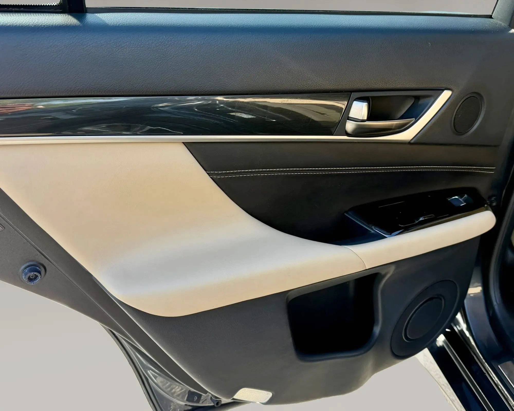 Used 2017 Lexus GS 200t RWD image 27