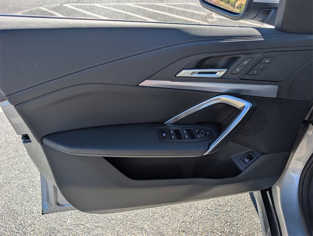 Certified 2025 BMW X1 xDrive28i w/ Technology Package image 12