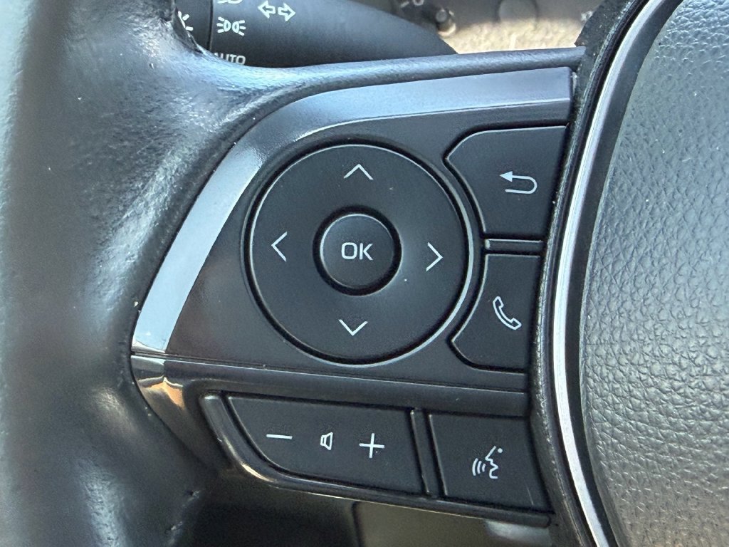 Used 2023 Toyota Corolla SE w/ SE Premium Package FWD image 27