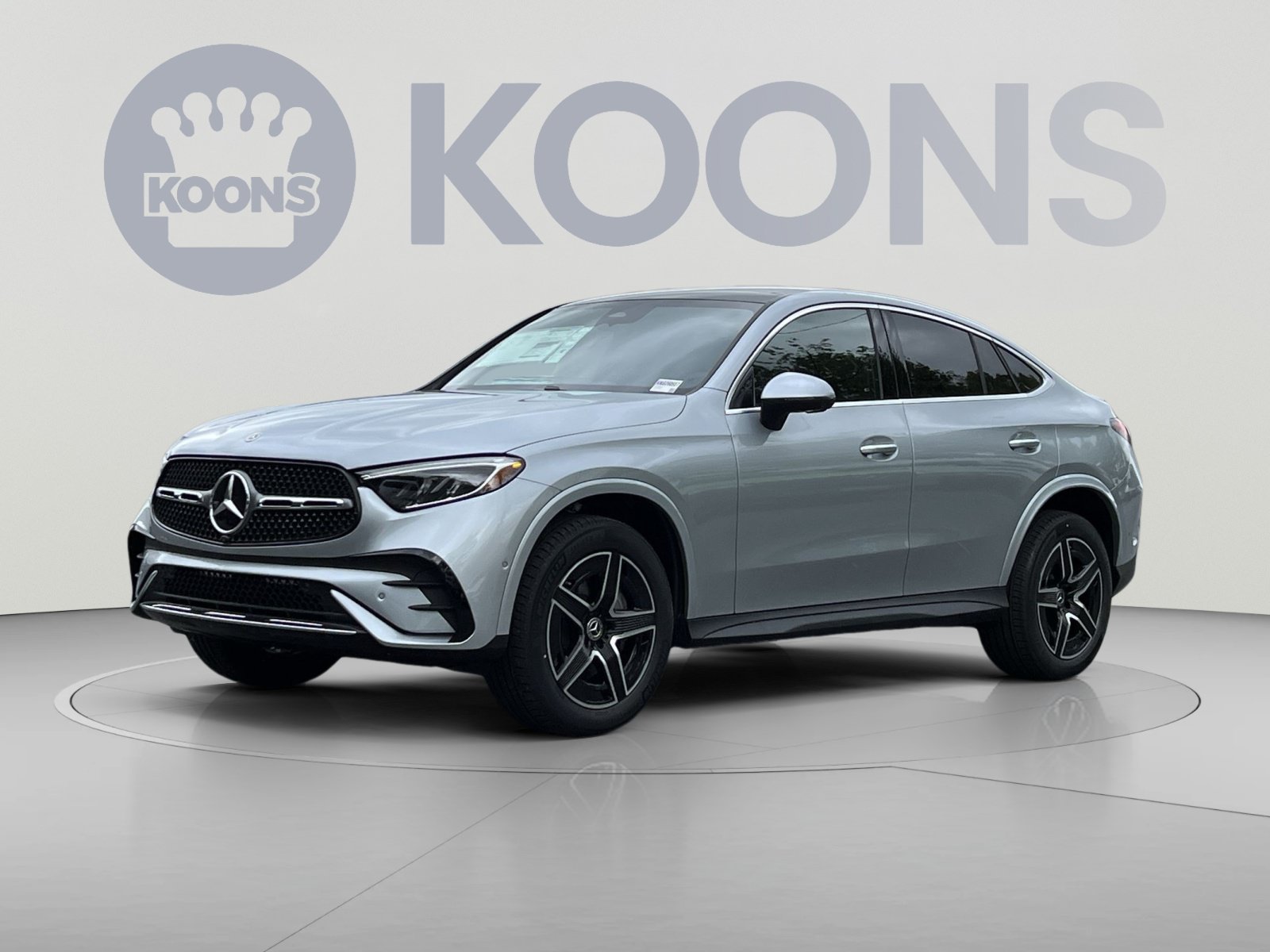 Used 2026 Mercedes-Benz GLC 300 4MATIC image 2
