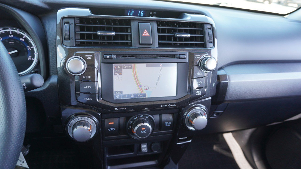 Used 2019 Toyota 4Runner TRD Off-Road AWD/4WD image 16