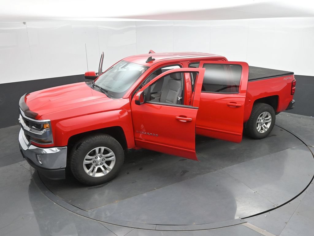 Used 2017 Chevrolet Silverado 1500 LT w/ All Star Edition AWD/4WD image 46
