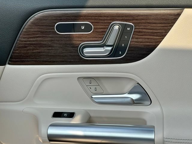 New 2026 Mercedes-Benz GLA 250 4MATIC image 35