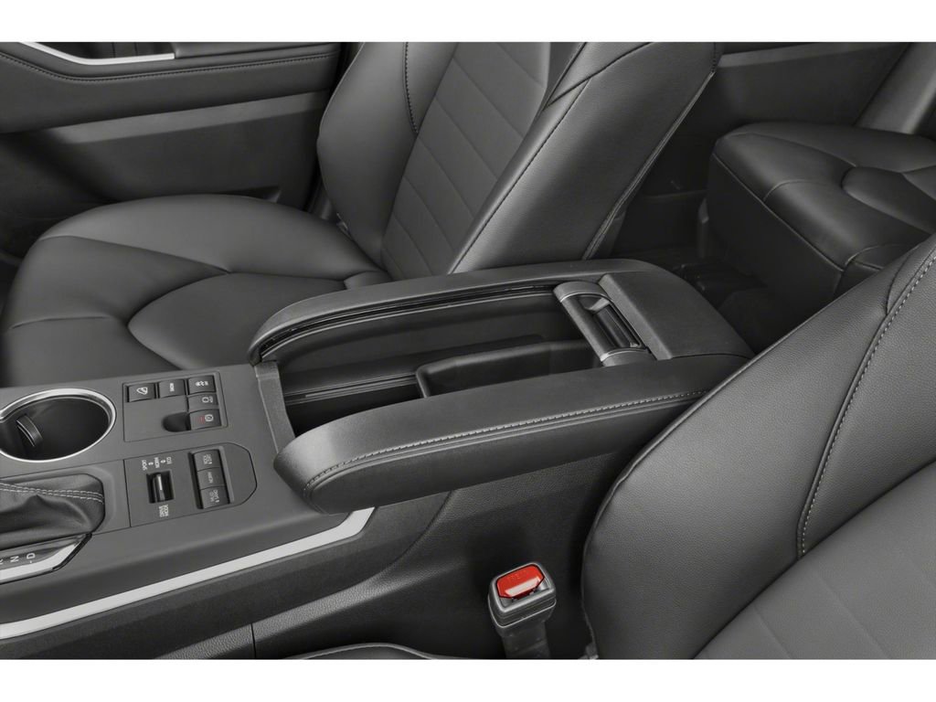 New 2025 Toyota Highlander XLE image 9