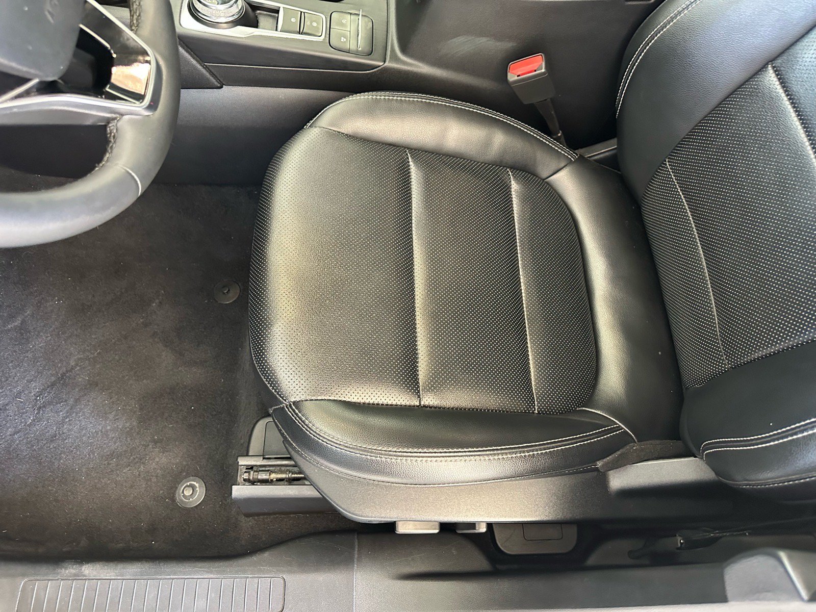 Certified 2022 Ford Escape SEL w/ Technology Package FWD image 20
