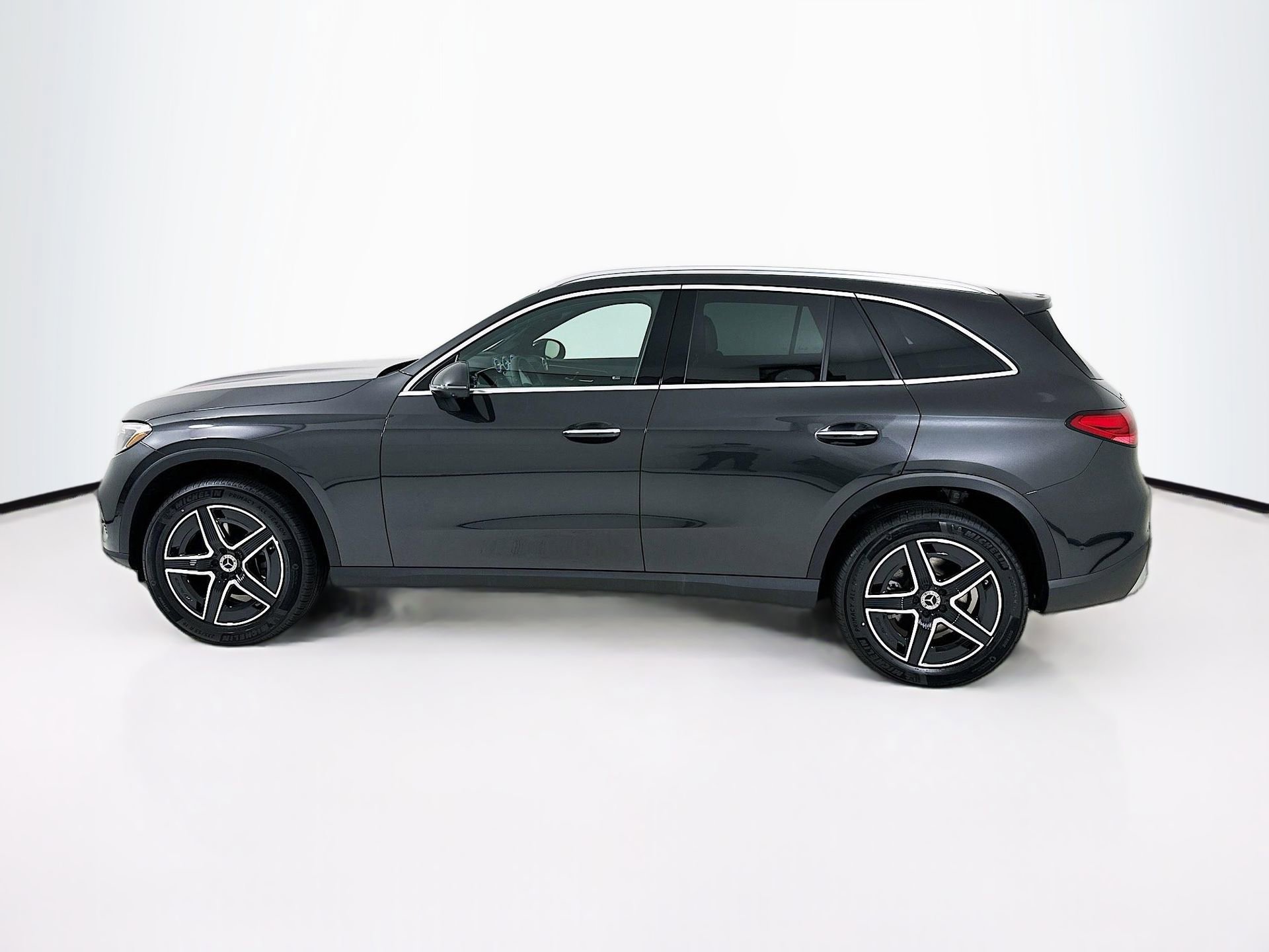 New 2026 Mercedes-Benz GLC 300 image 5