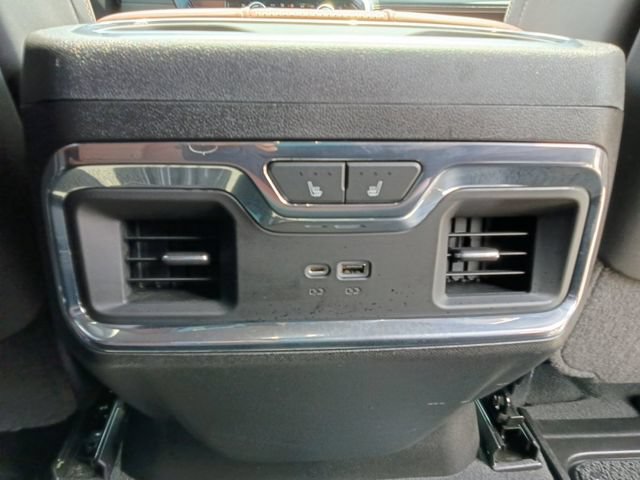 Used 2023 GMC Sierra 1500 Denali Ultimate AWD/4WD image 12