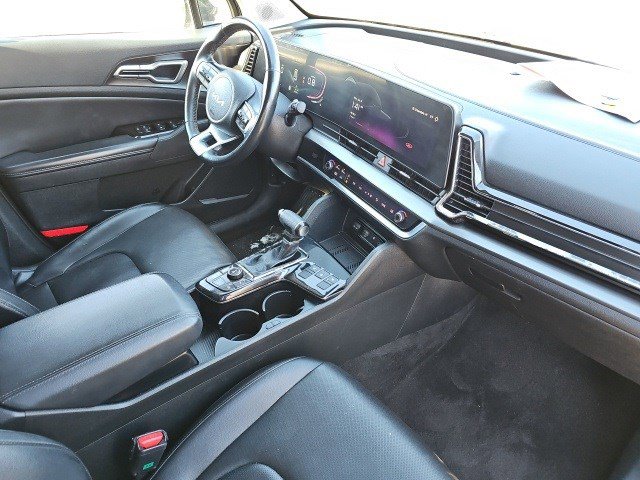 Used 2023 Kia Sportage EX image 14