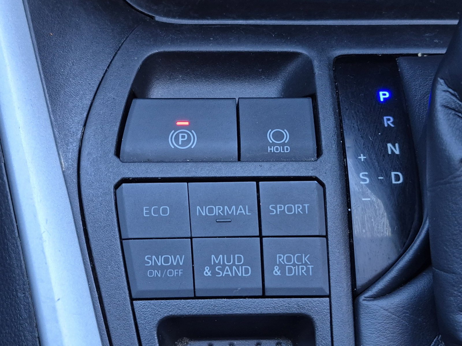 Certified 2023 Toyota RAV4 XLE AWD/4WD image 31