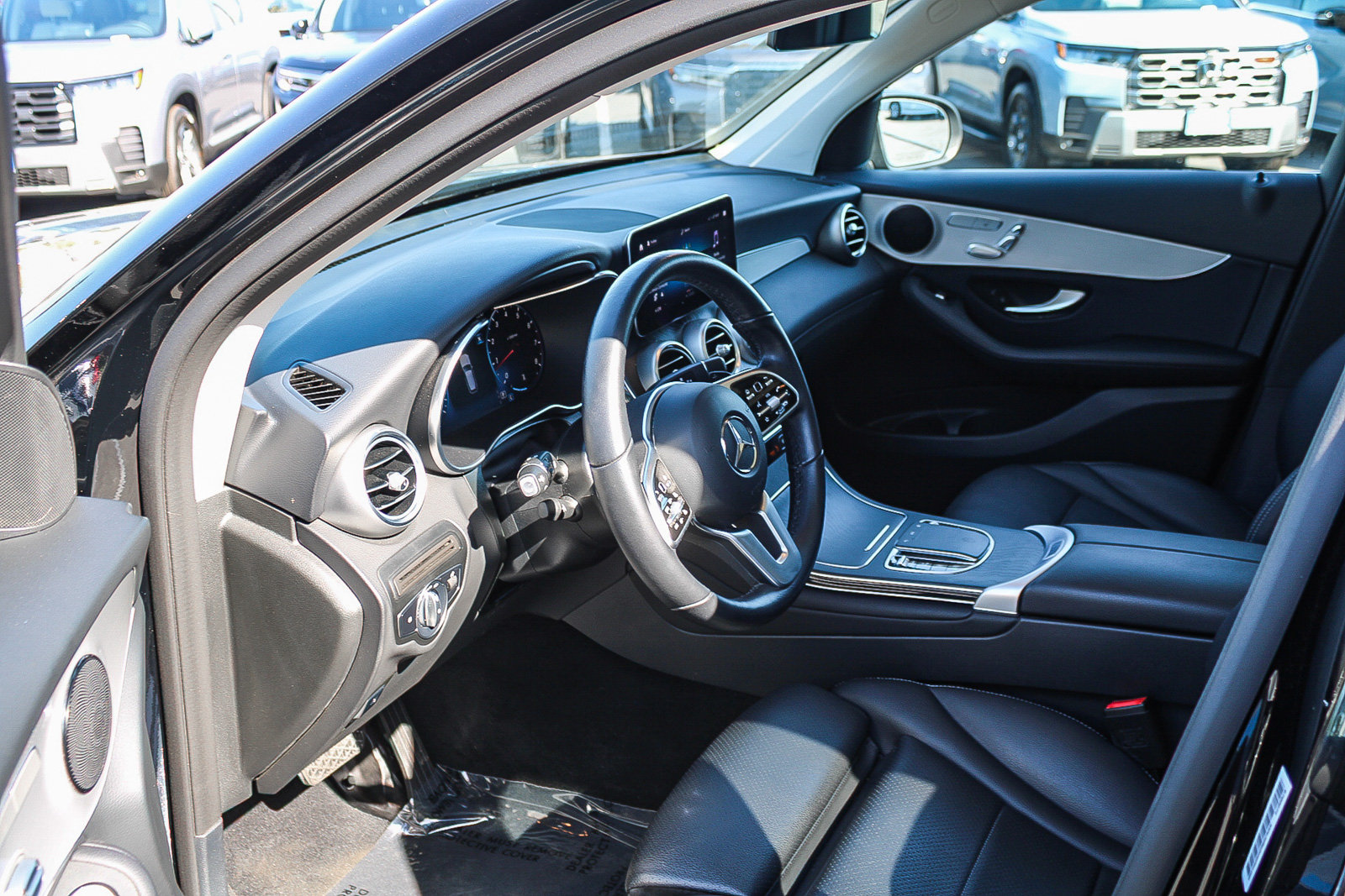 Used 2022 Mercedes-Benz GLC 300 image 19