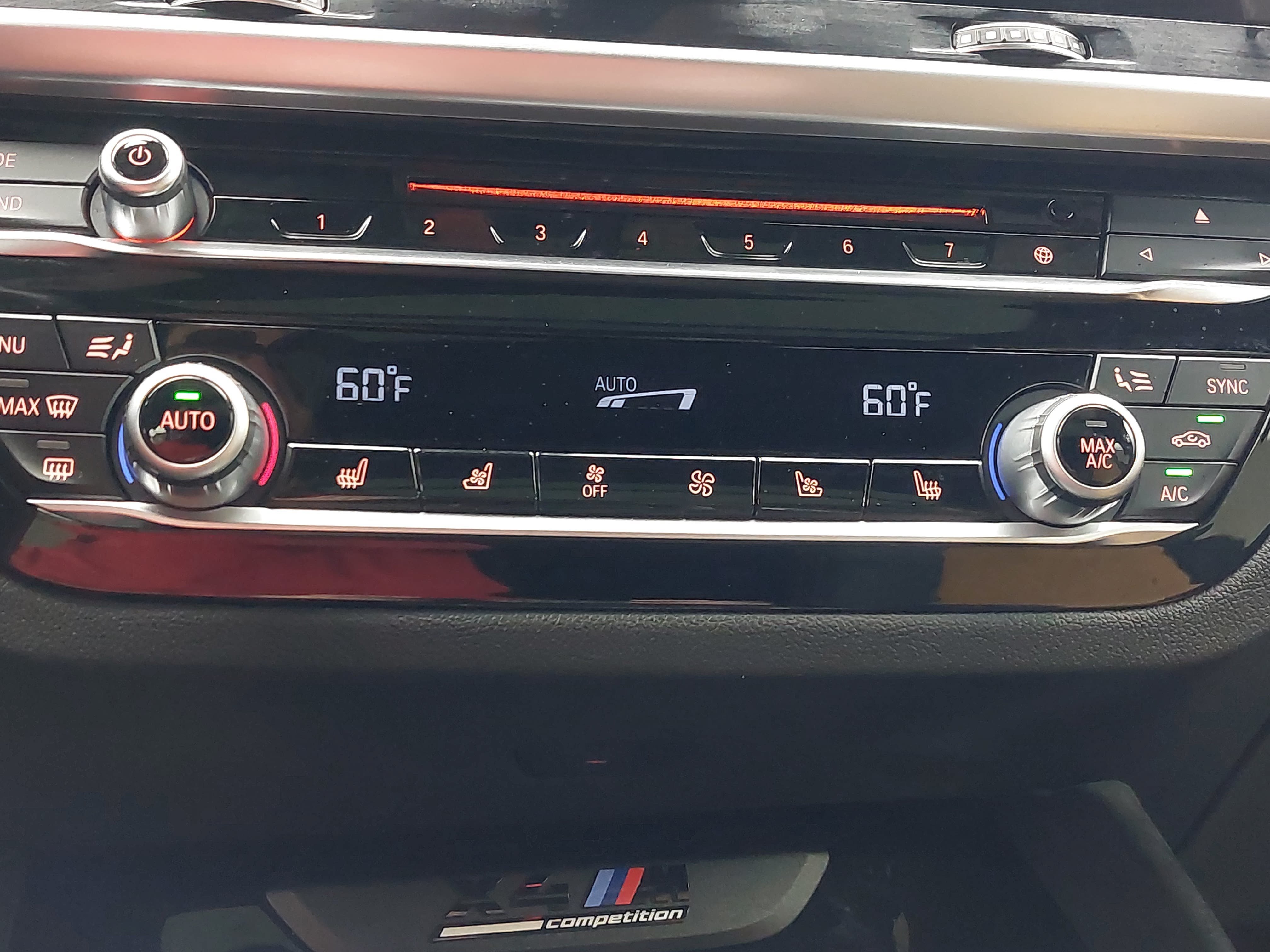 Used 2020 BMW X4 M w/ M Carbon Exterior Package AWD/4WD image 23