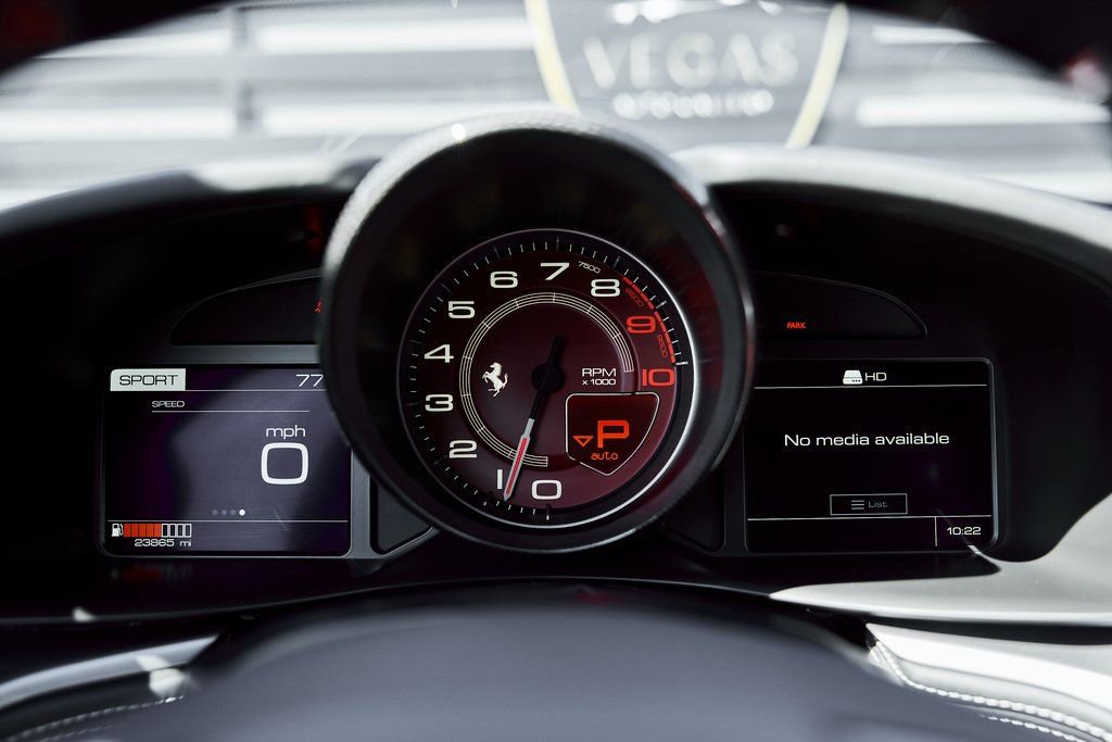 Used 2020 Ferrari GTC4Lusso AWD/4WD image 63