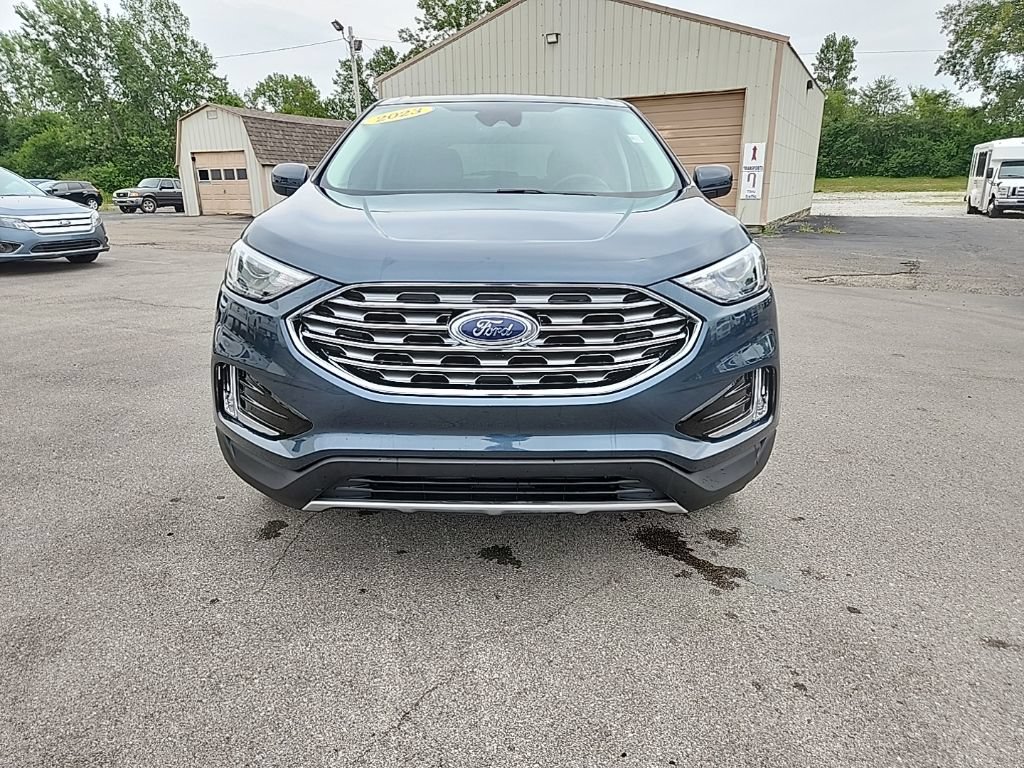 Used 2023 Ford Edge SEL w/ Convenience Package AWD/4WD image 13