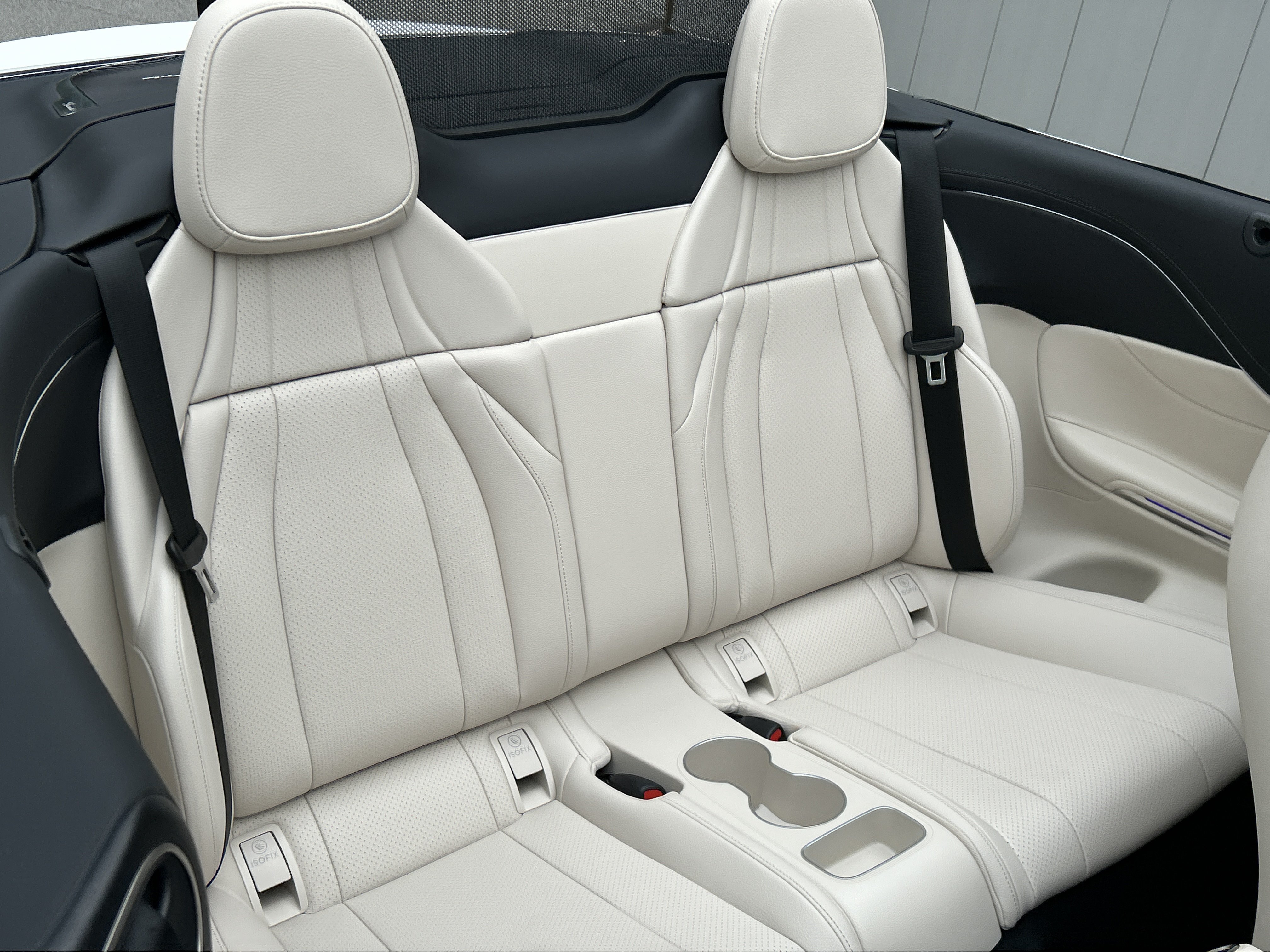 Certified 2025 Mercedes-Benz CLE 300 4MATIC Cabriolet image 51