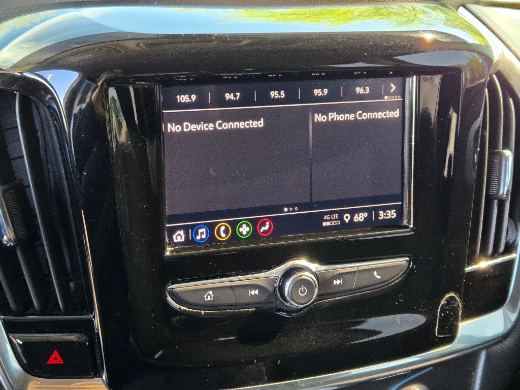 Certified 2021 Chevrolet Traverse LS FWD image 25