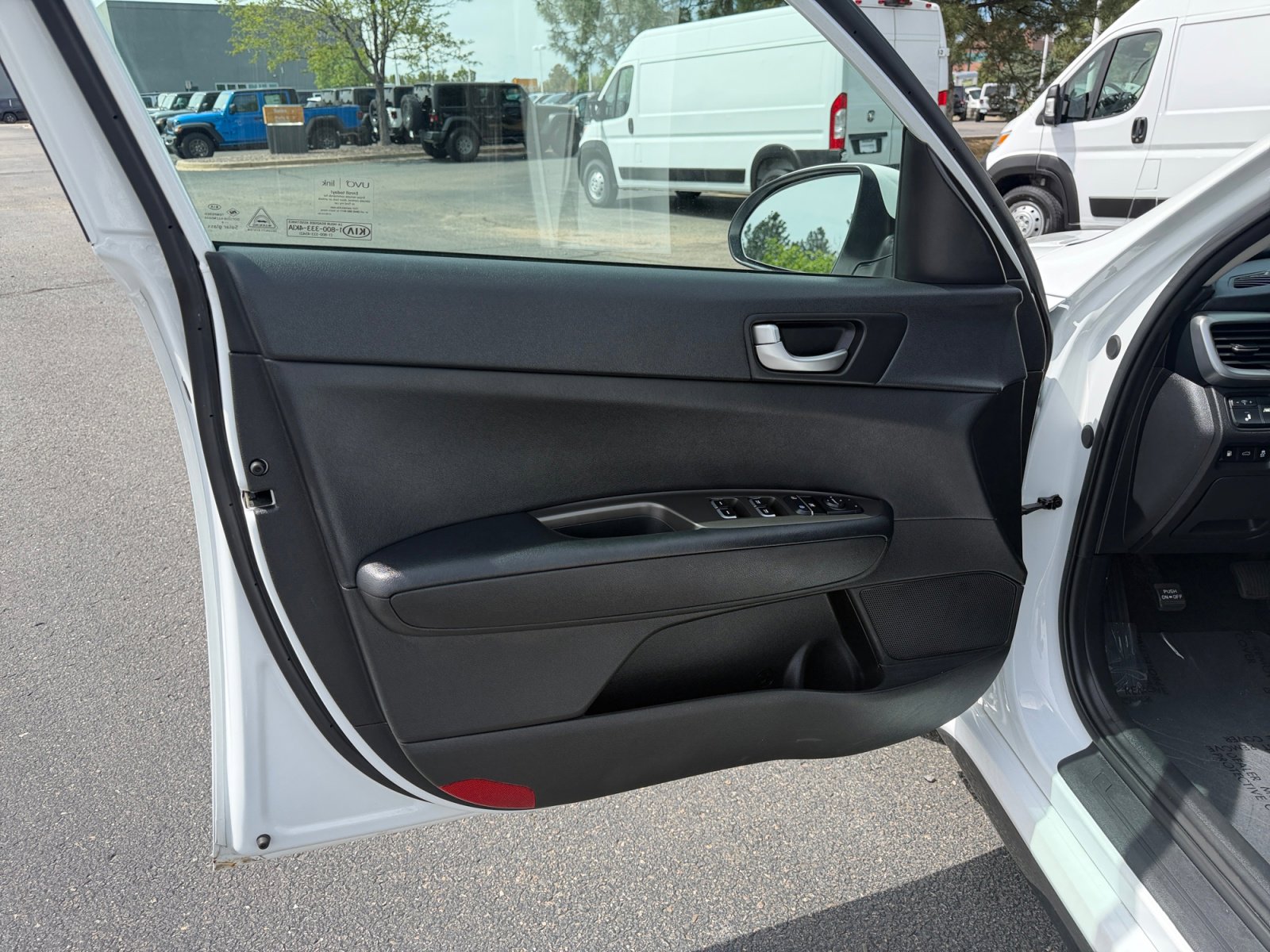 Used 2019 Kia Optima S w/ S Panoramic Sunroof Package FWD image 13