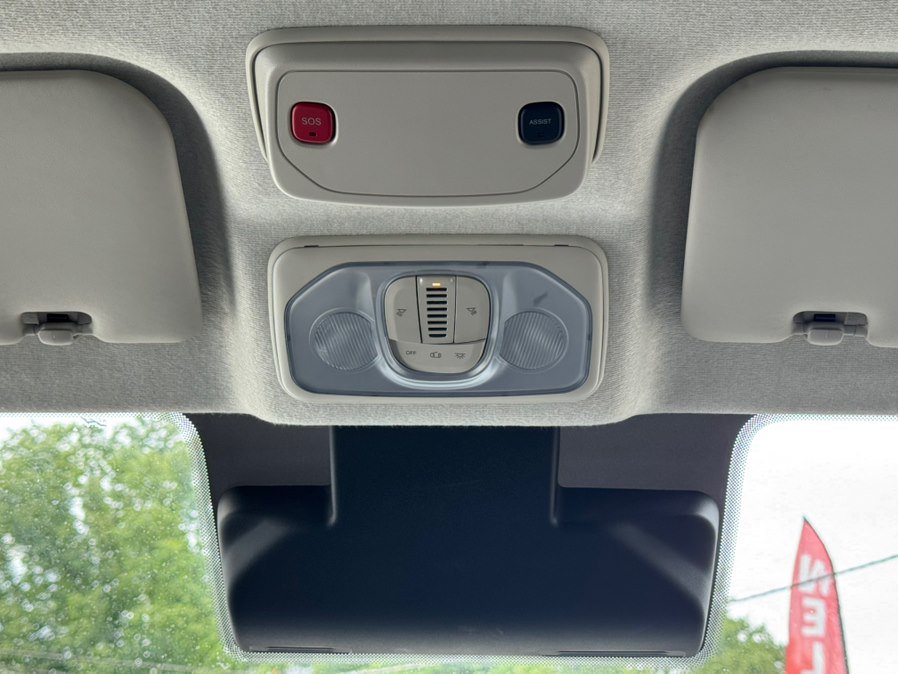 Used 2024 RAM ProMaster 2500 w/ Convenience Group FWD image 24
