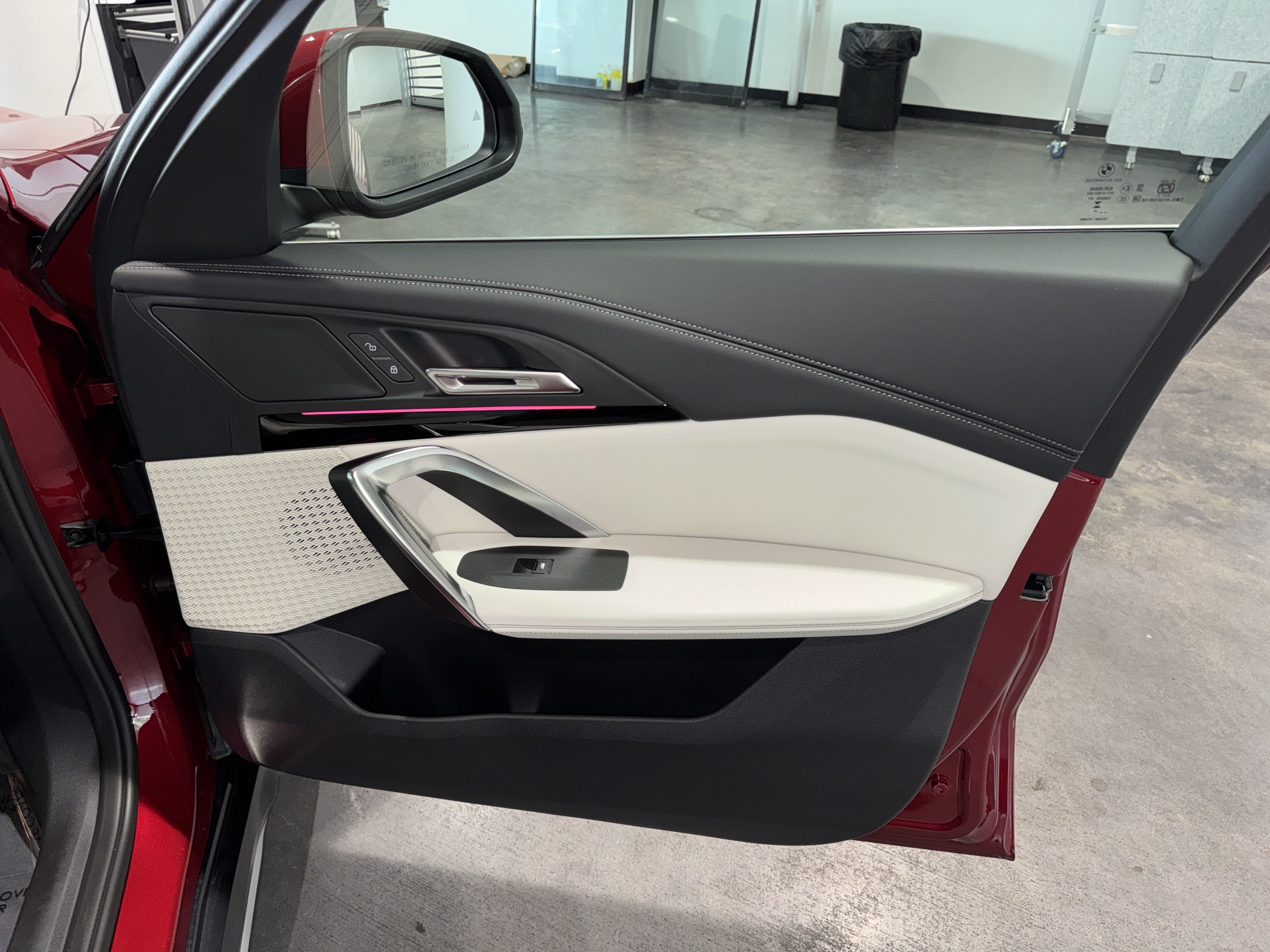 New 2026 BMW X1 xDrive28i w/ Technology Package AWD/4WD image 7