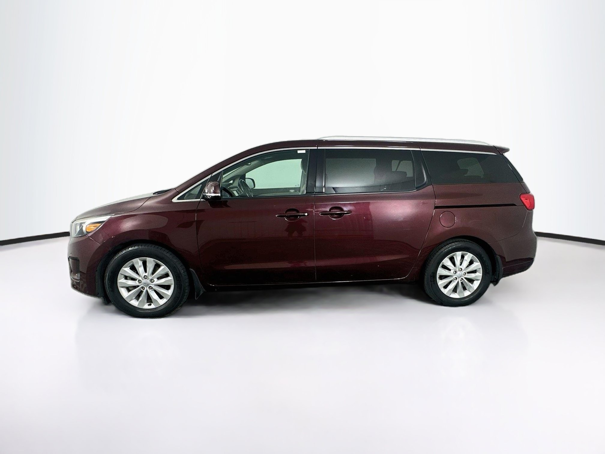 Used 2017 Kia Sedona EX FWD image 4