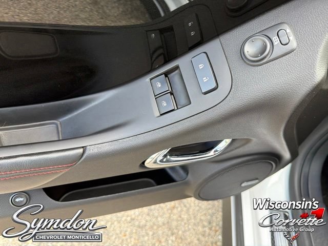 Used 2015 Chevrolet Camaro ZL1 RWD image 17