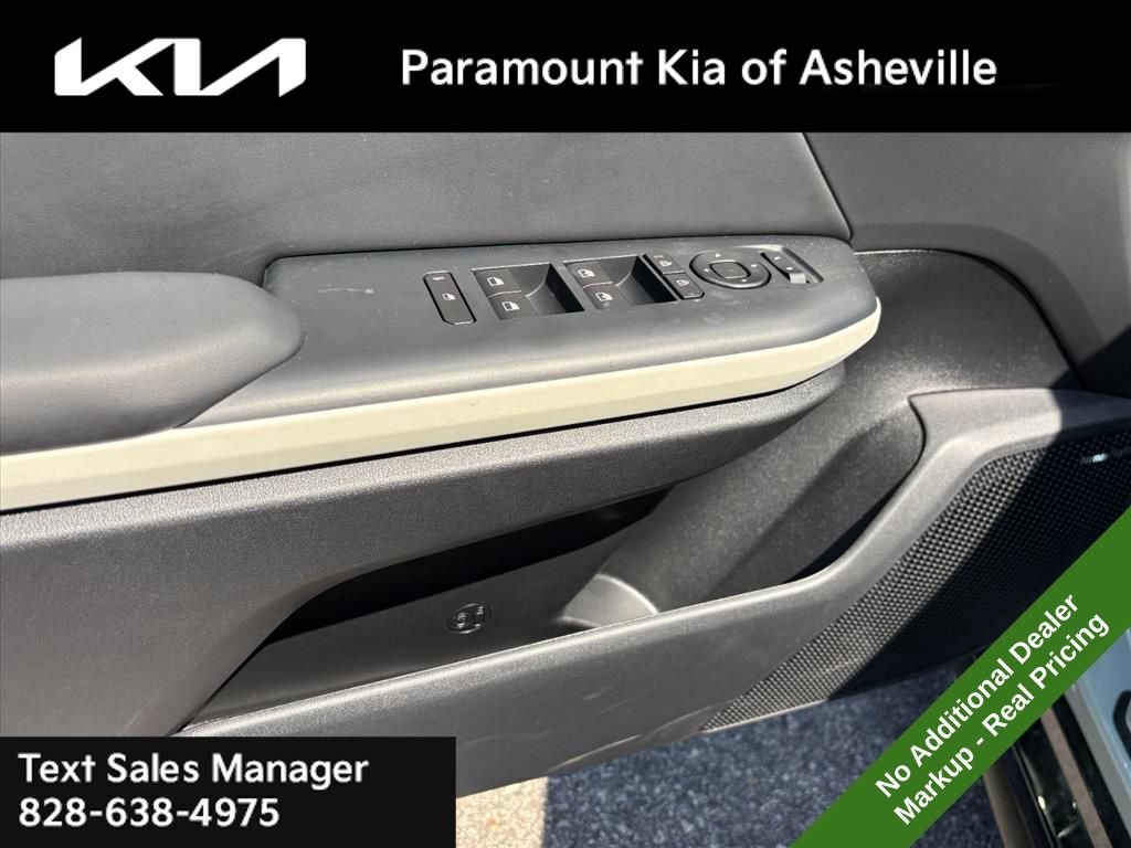 New 2026 Kia K4 GT-Line w/ GT-Line Premium Package FWD image 26