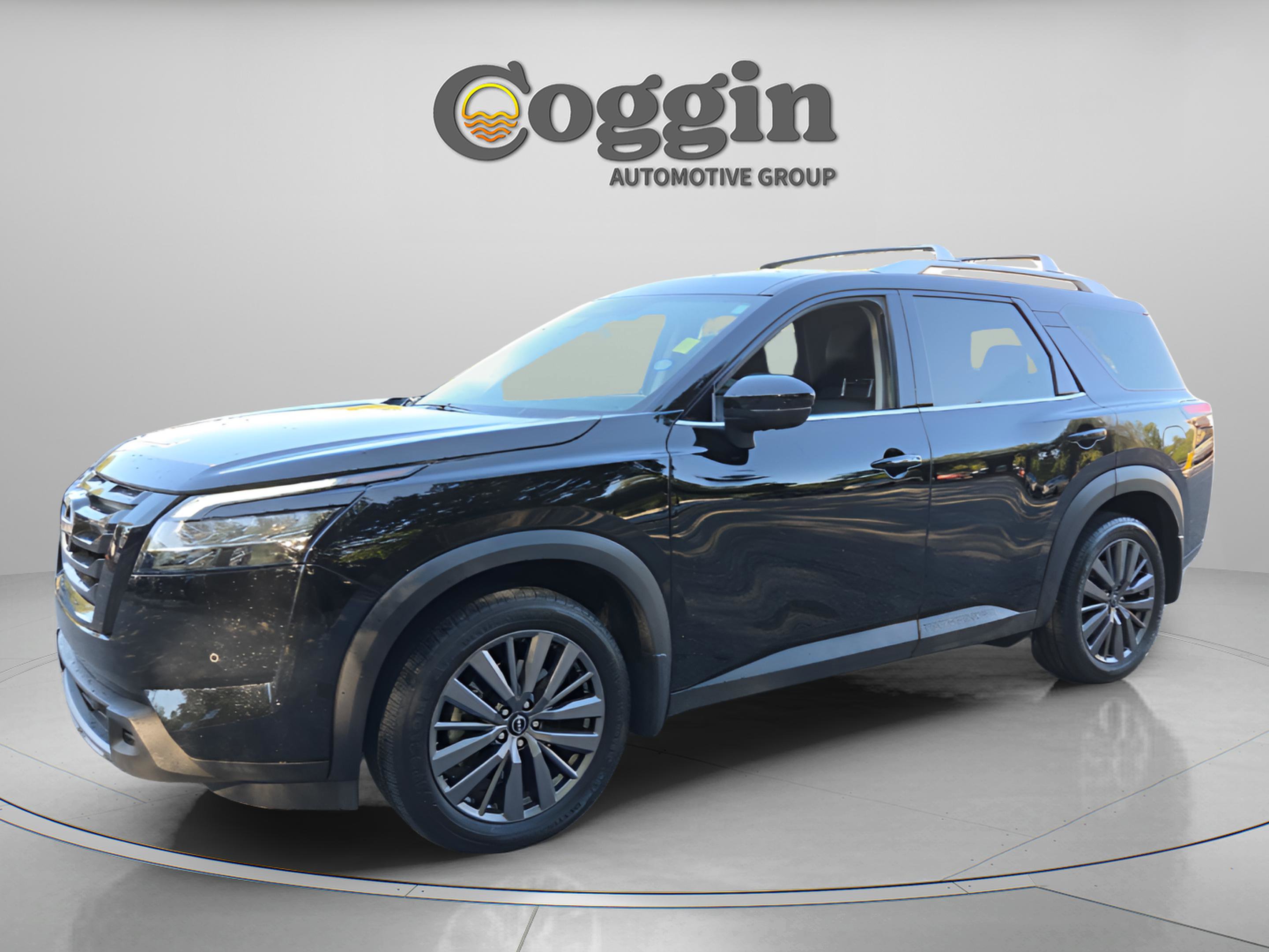 Used 2023 Nissan Pathfinder SL w/ SL Premium Package
