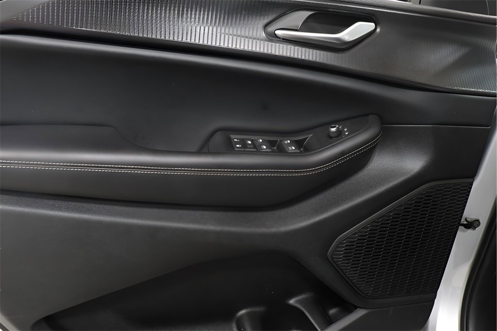 Used 2024 Jeep Grand Cherokee L Laredo image 21