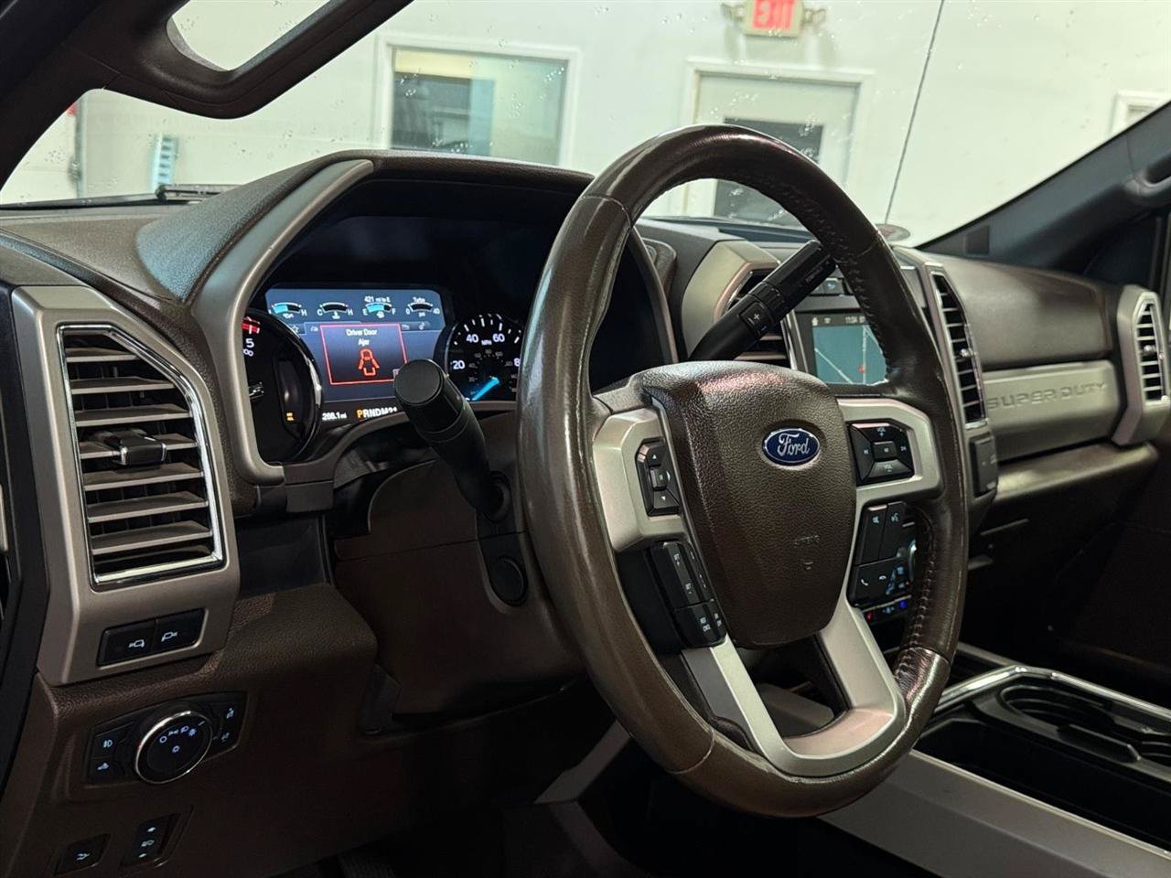 Used 2018 Ford F350 King Ranch w/ King Ranch Ultimate Package AWD/4WD image 24