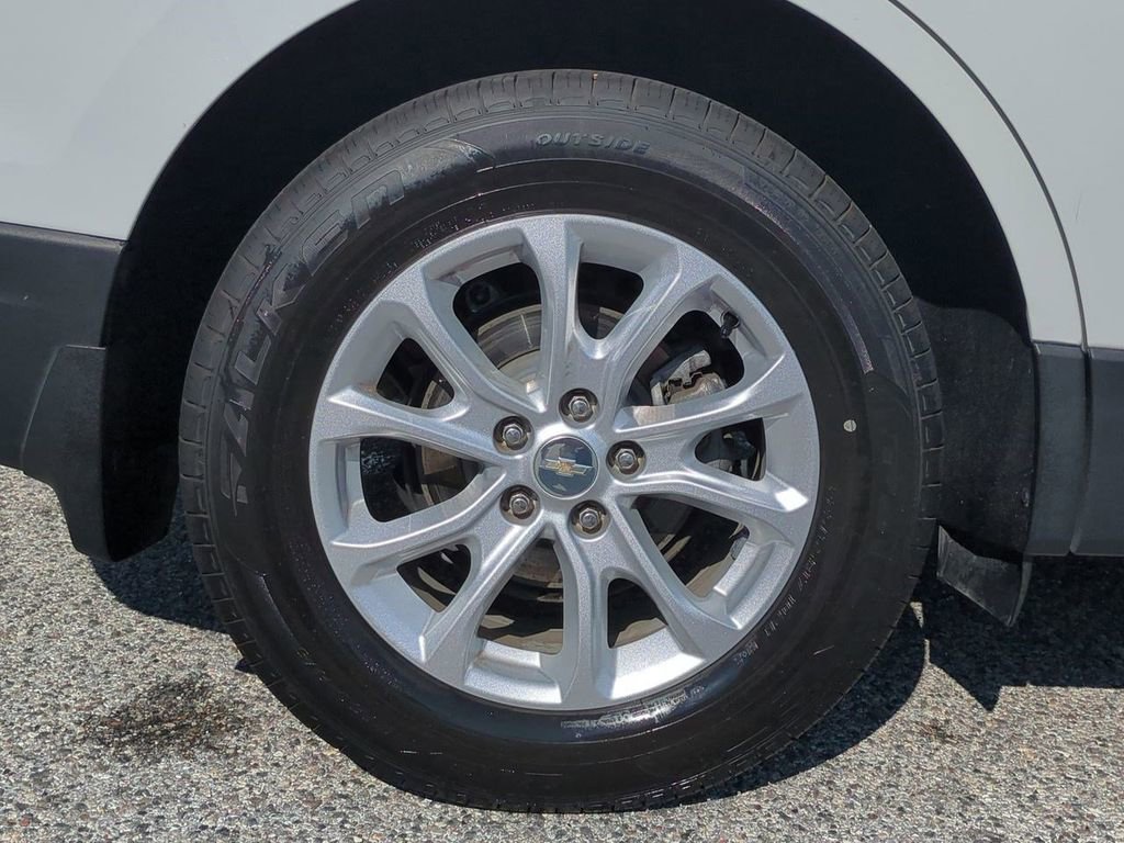 Used 2020 Chevrolet Equinox LS image 11