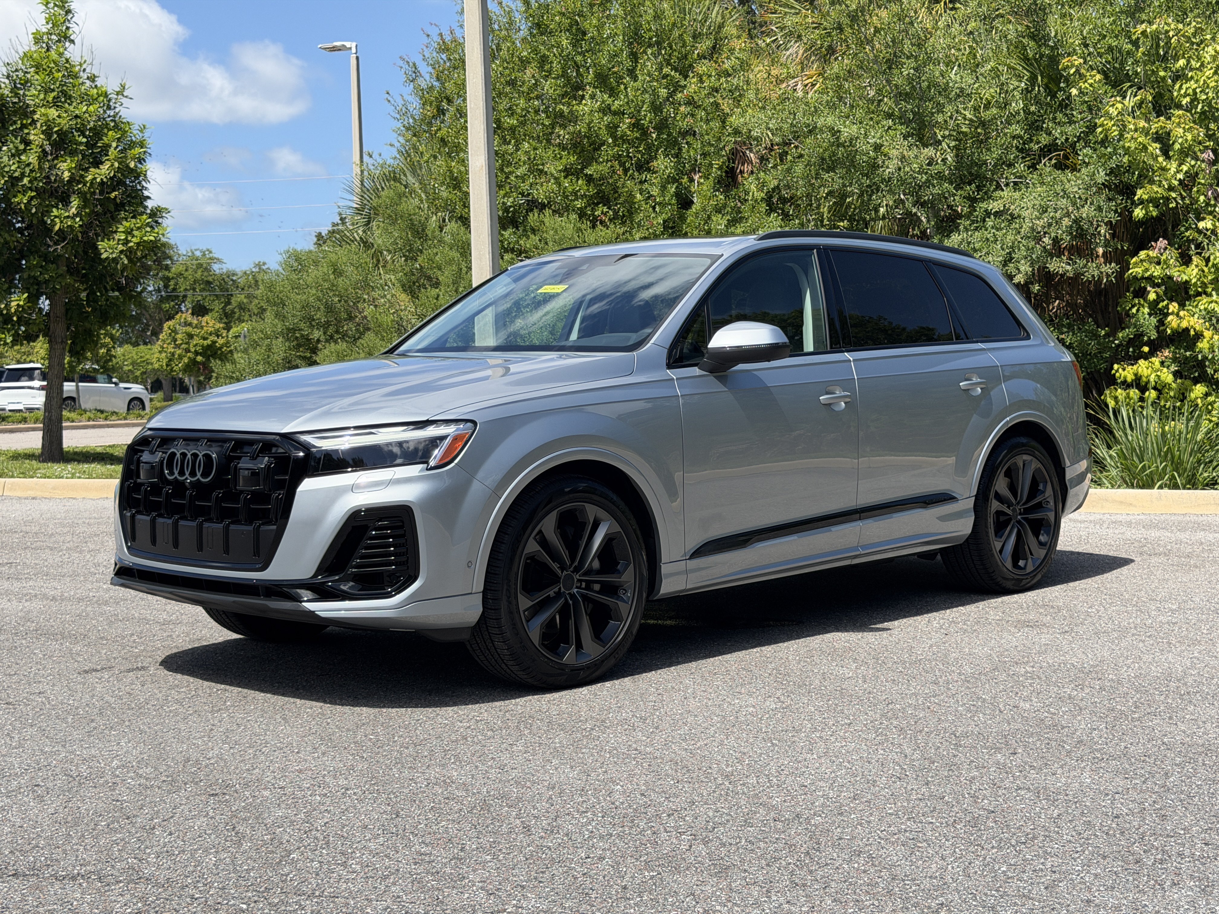 Certified 2026 Audi Q7 3.0T Premium Plus w/ Premium Plus Package AWD/4WD image 3