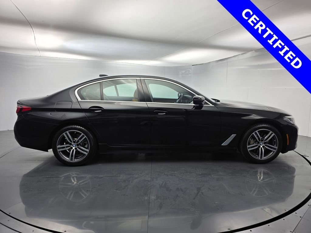 Certified 2023 BMW 530i xDrive w/ Premium Package image 3