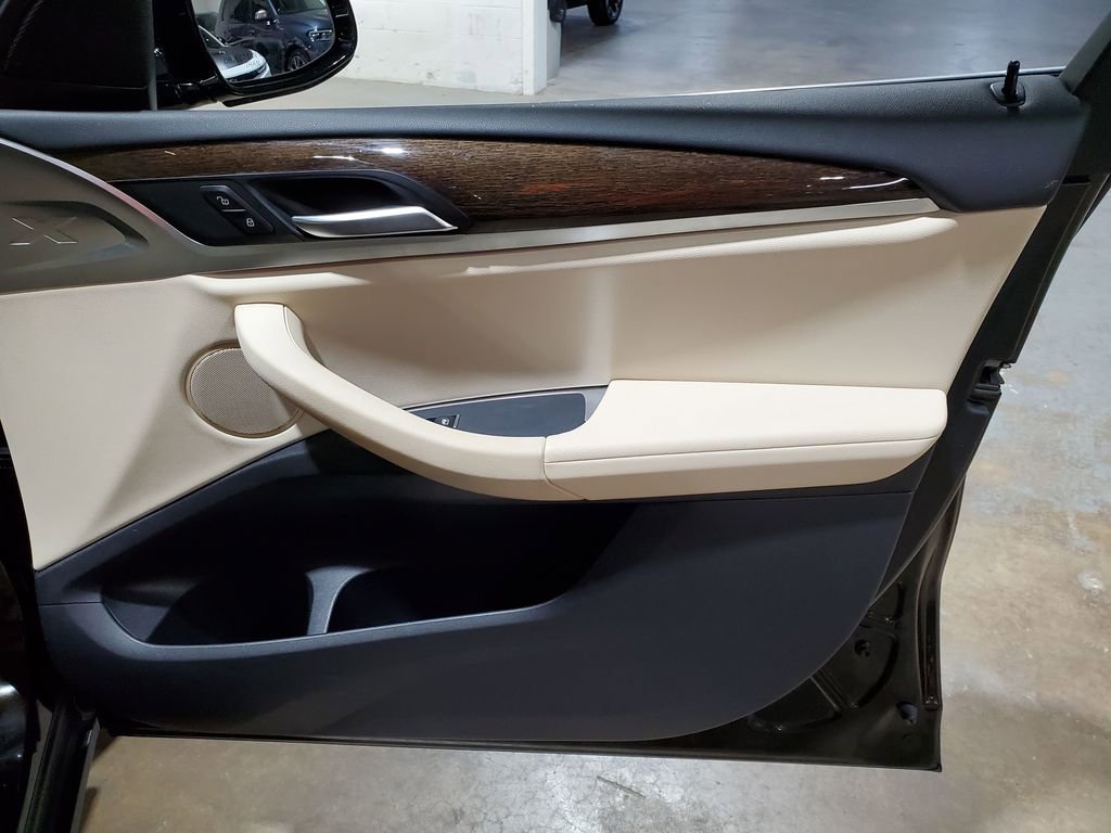 Used 2019 BMW X3 sDrive30i w/ Driving Assistance Package RWD image 17