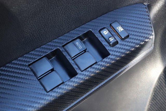 Used 2015 Toyota RAV4 XLE image 16