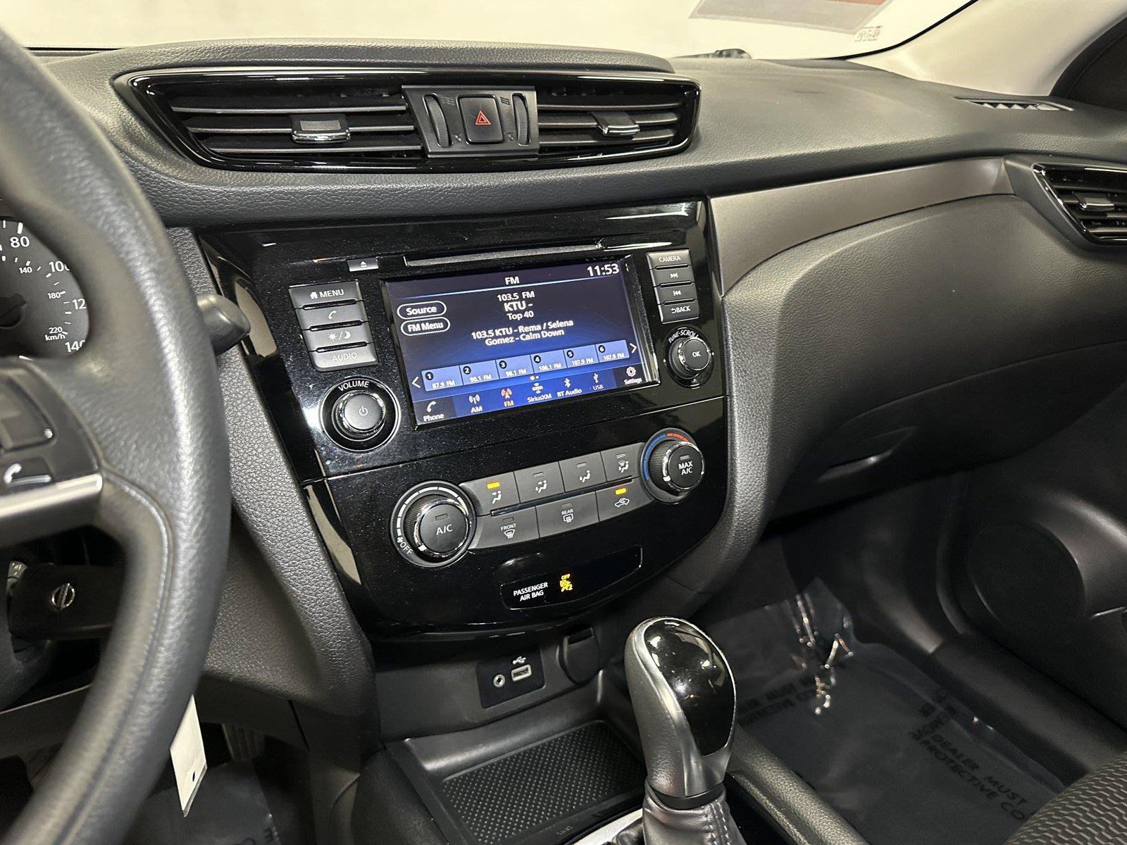 Used 2020 Nissan Rogue Sport S w/ Appearance Package FWD image 27