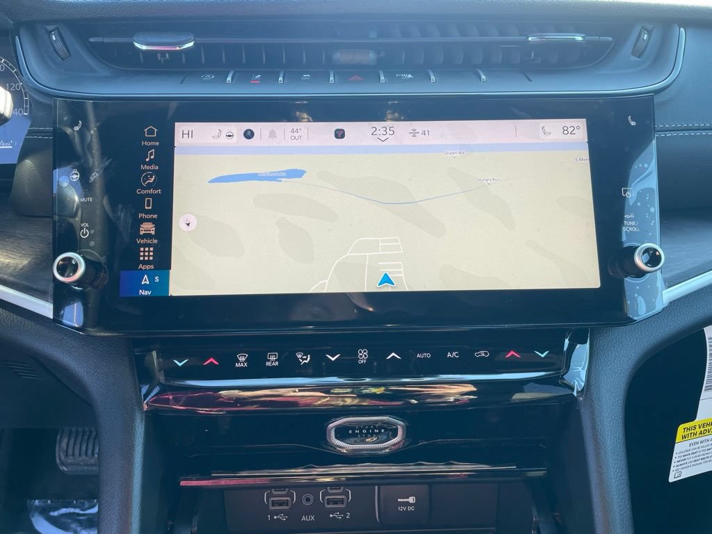 New 2026 Jeep Grand Cherokee Altitude AWD/4WD image 7