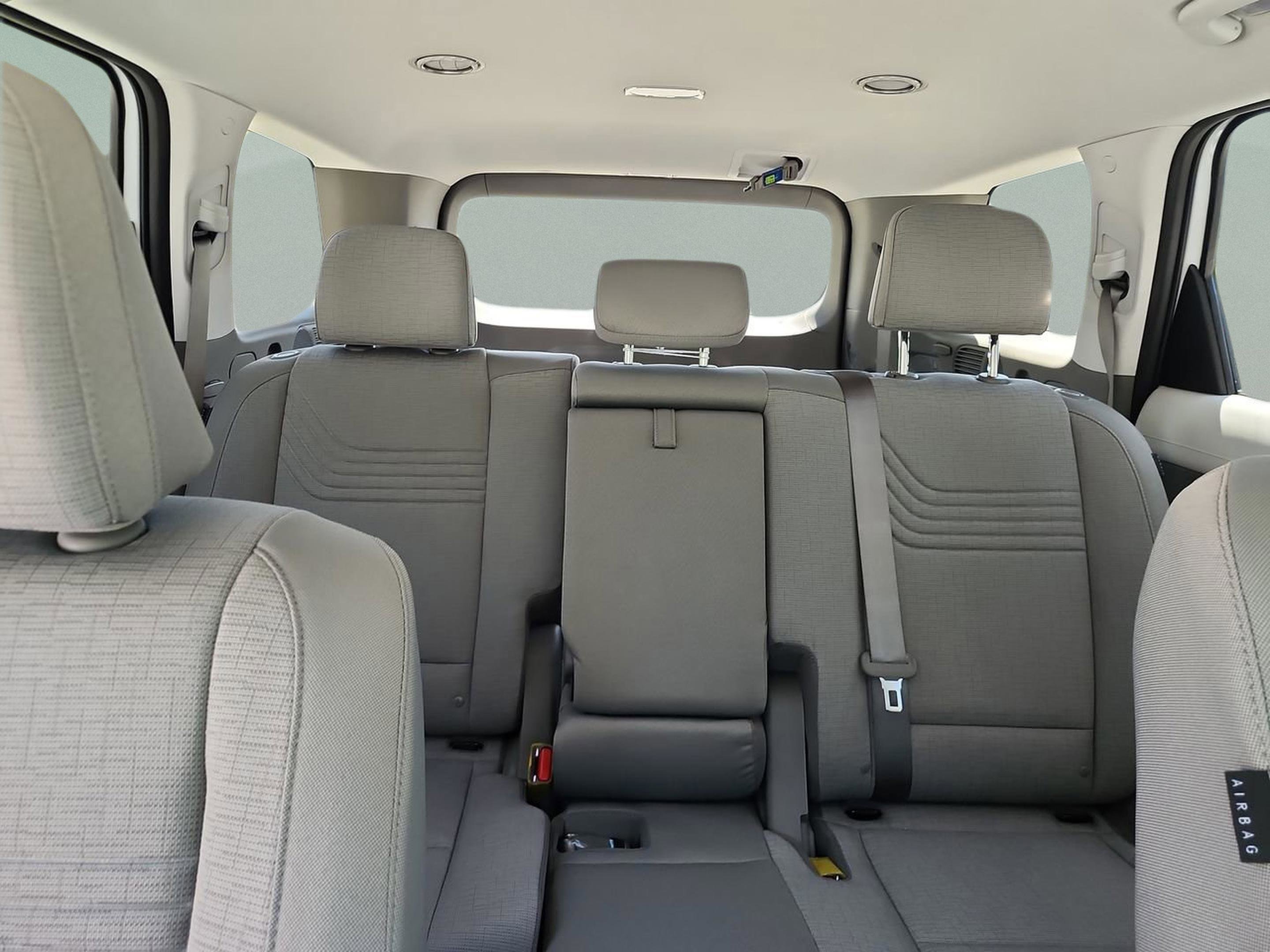 New 2026 Hyundai Palisade SE FWD image 17