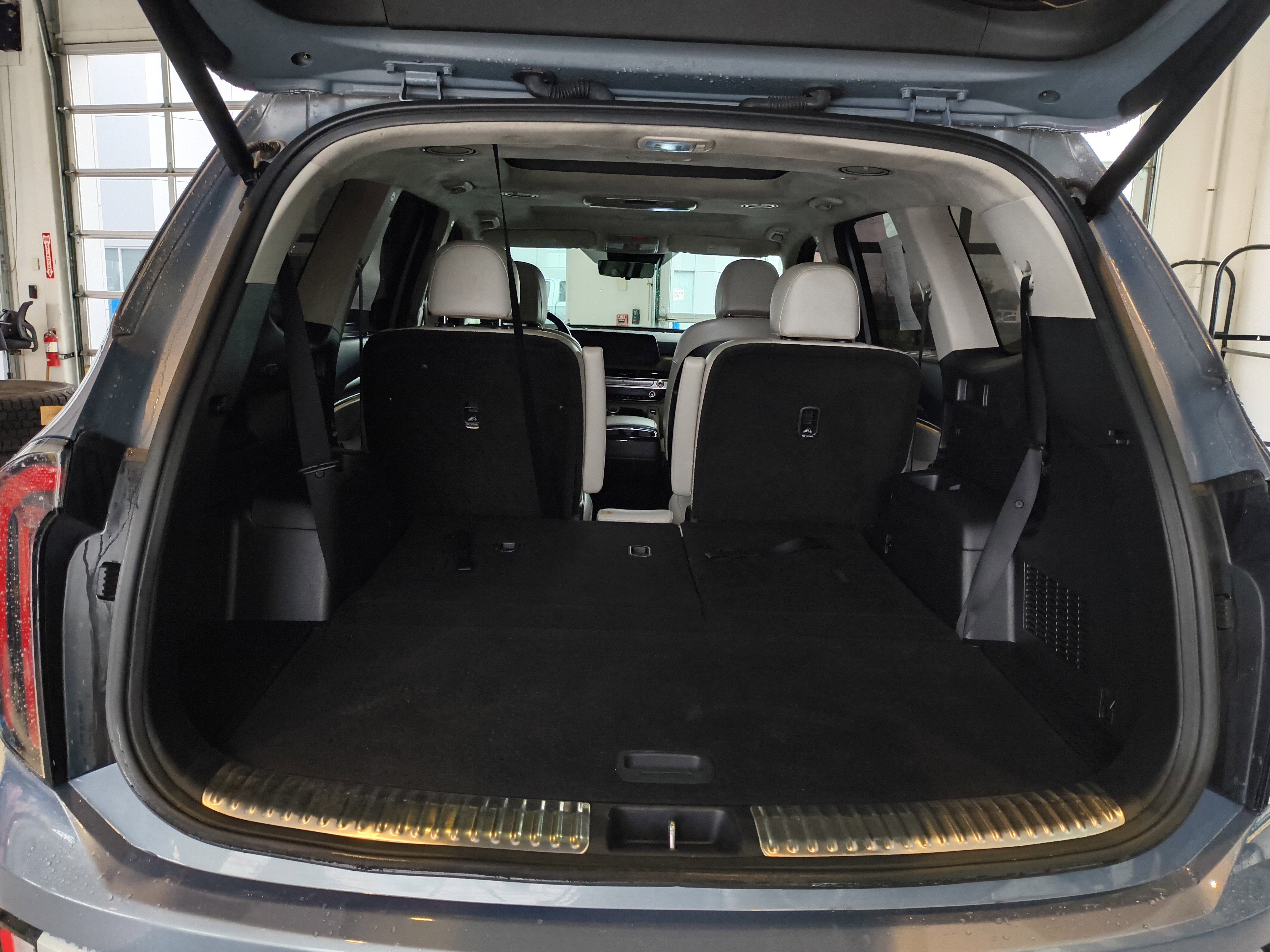 Used 2023 Kia Telluride SX Prestige image 8