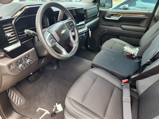 Used 2023 Chevrolet Silverado 1500 LT AWD/4WD image 8