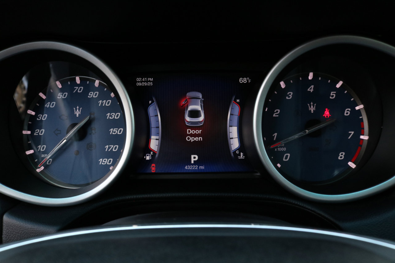 Used 2016 Maserati Ghibli S Q4 image 31