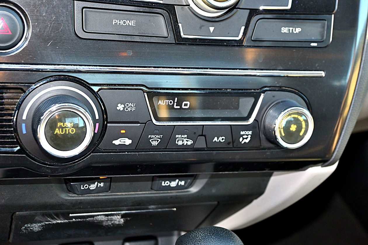 Used 2013 Honda Civic EX-L image 19