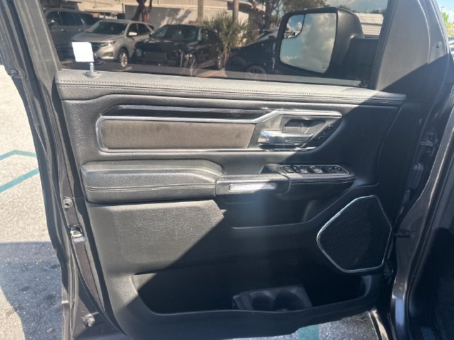 Used 2021 RAM 1500 Laramie w/ Sport Appearance Package AWD/4WD image 10