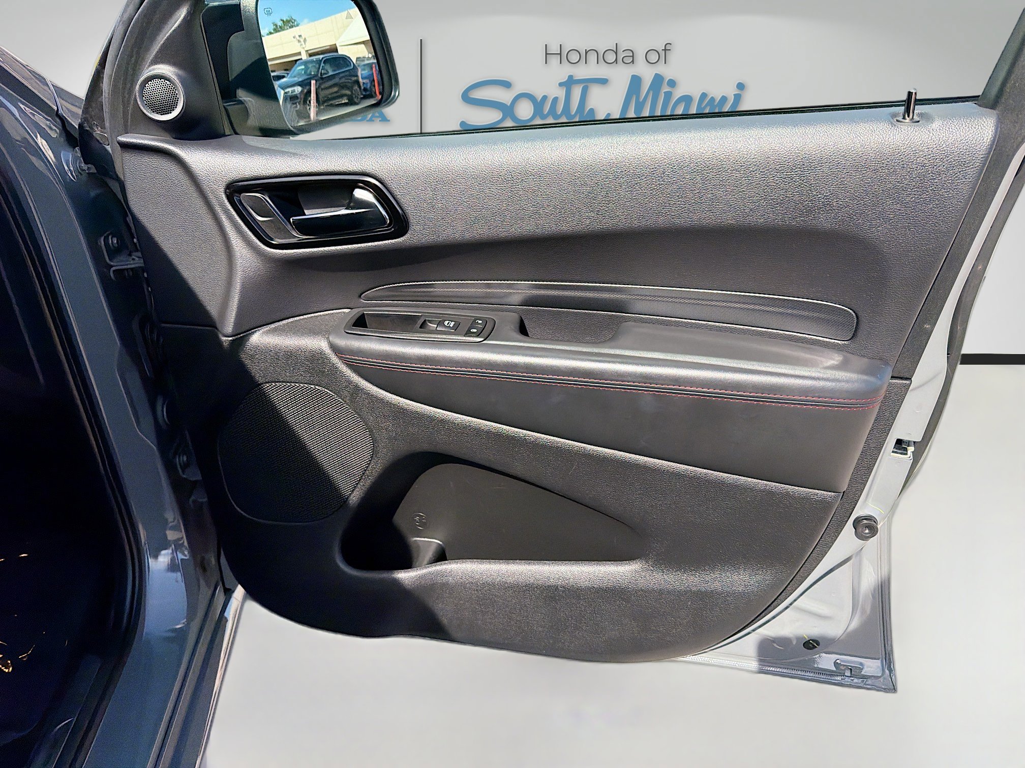 Used 2023 Dodge Durango R/T RWD image 31