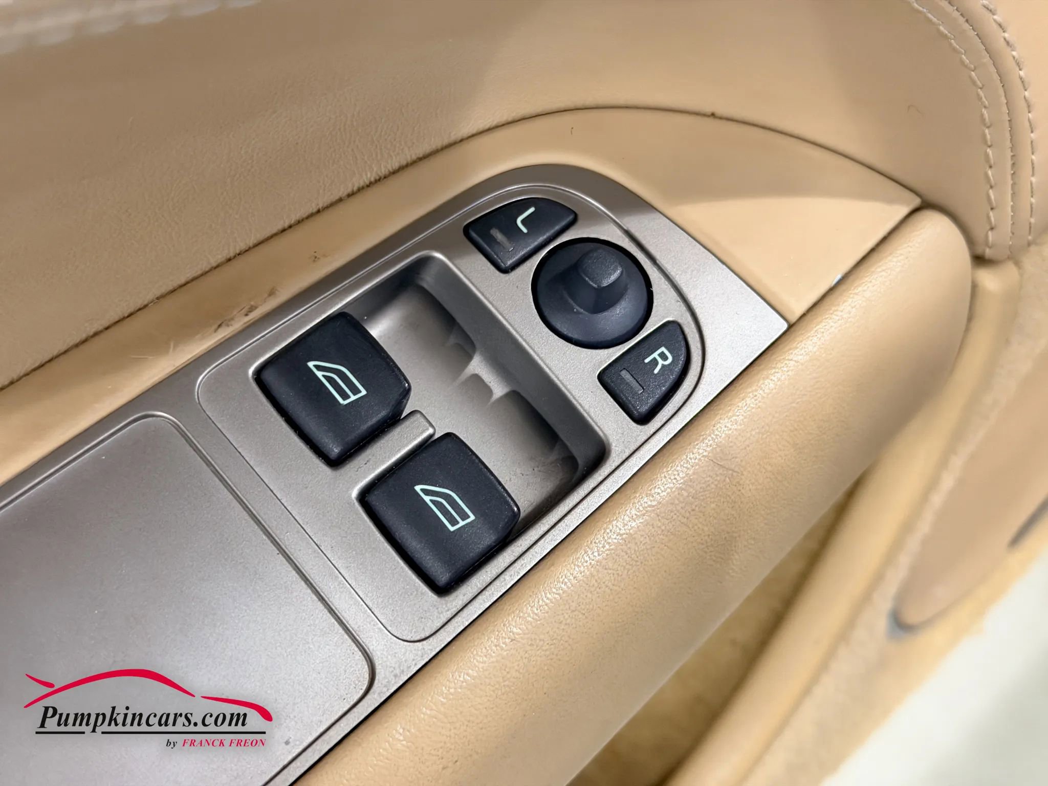 Used 2007 Jaguar XK XK Convertible 2D image 27