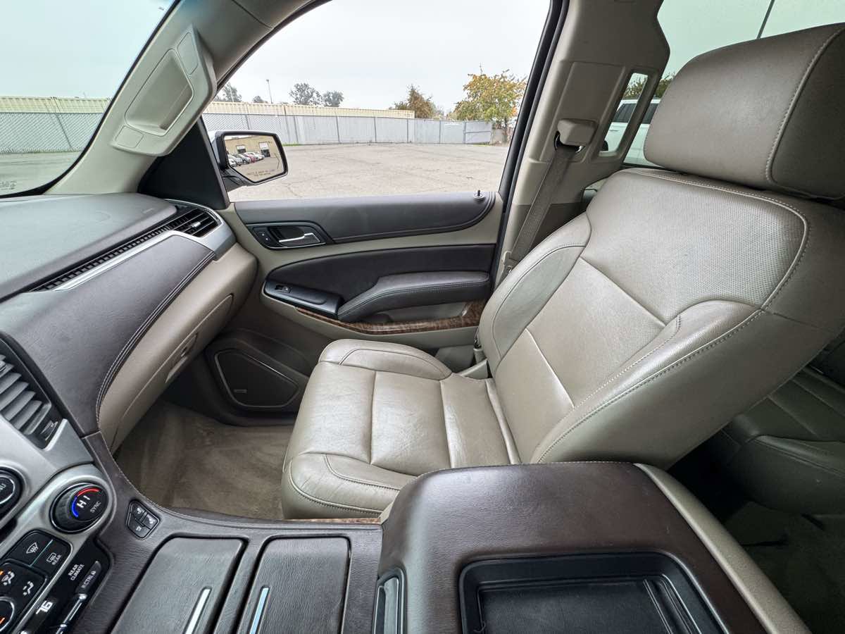 Used 2015 Chevrolet Tahoe LTZ image 36