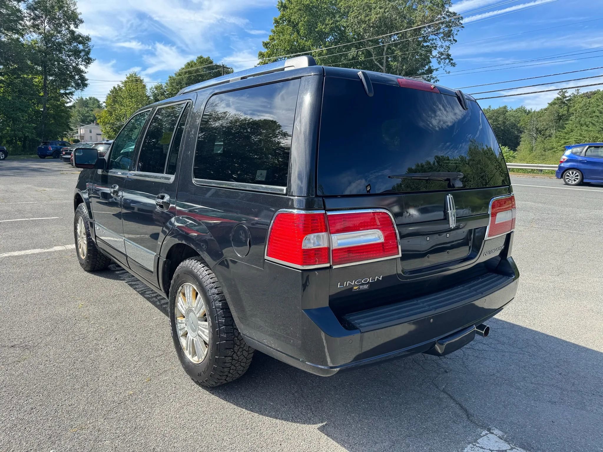 Used 2013 Lincoln Navigator 4WD image 5