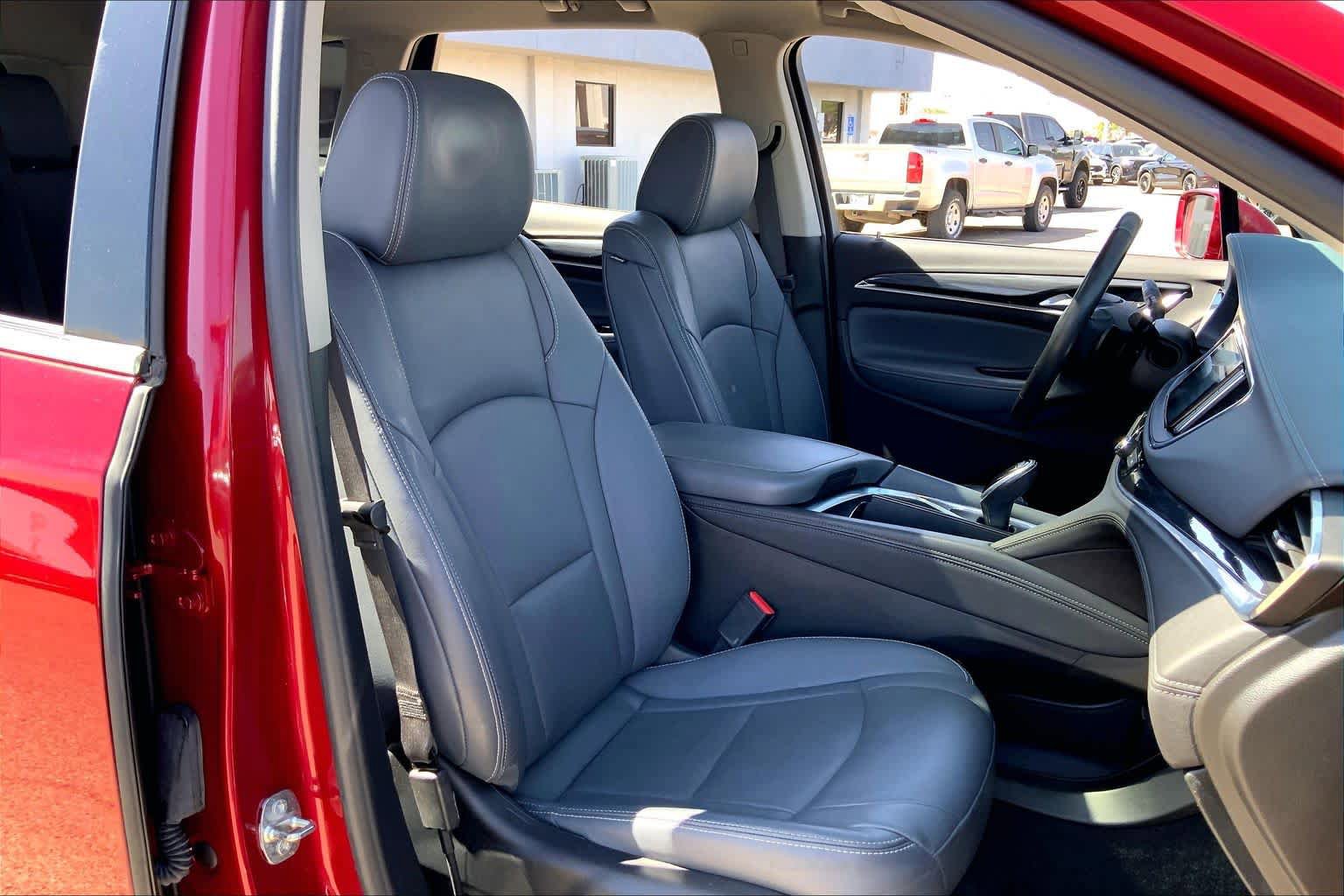 Used 2019 Buick Enclave Premium w/ Experience Buick Package FWD image 9